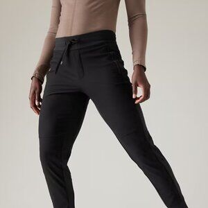 Headlands Hybrid Jogger